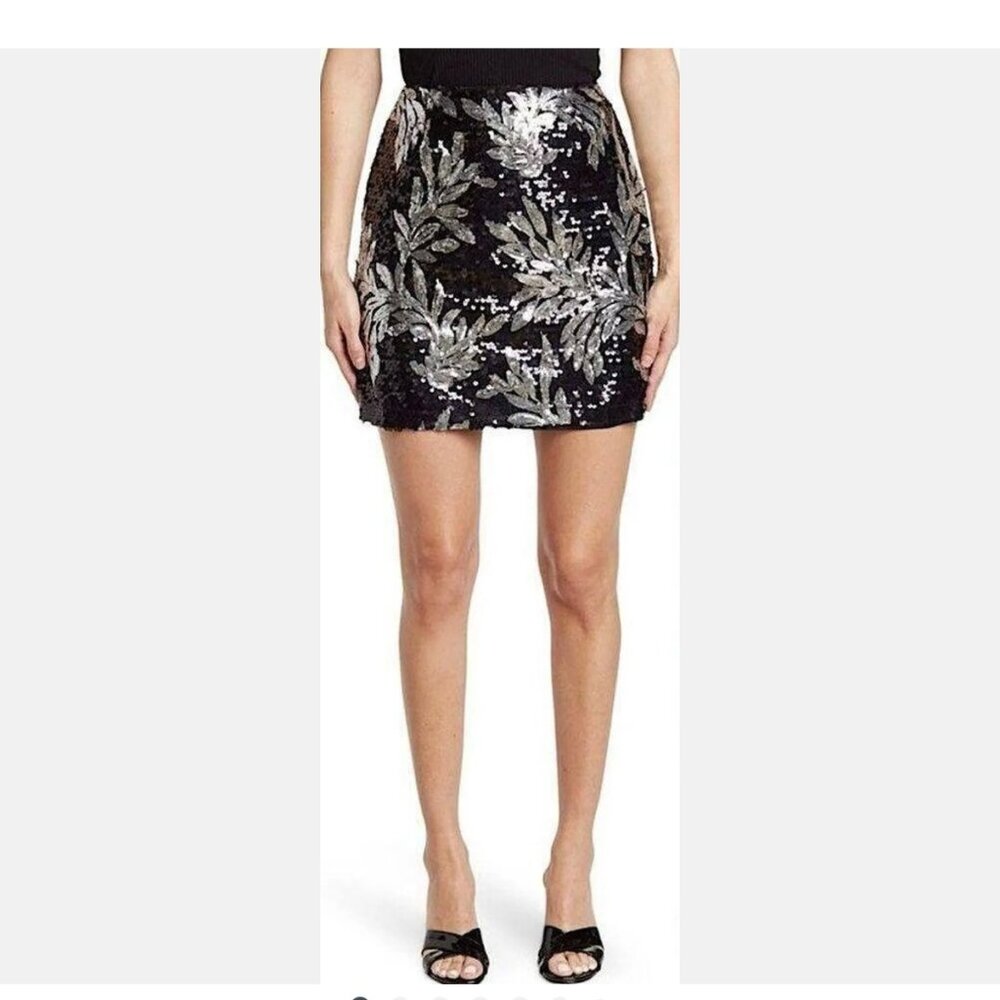 Walter Baker Sz 6 Gorgeous Sequin Mini Skirt in Silver & Black Left Design